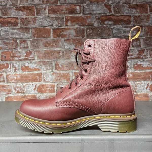 1460 Pascal Virginia Cherry Red - Dr. Martens